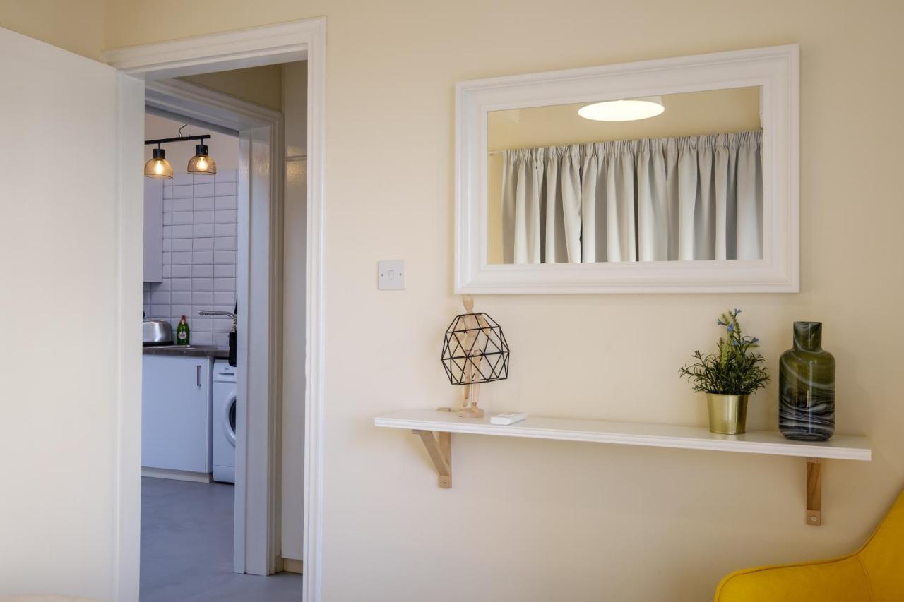 The Joy - Centre One Bedroom Flat ラルナカ エクステリア 写真