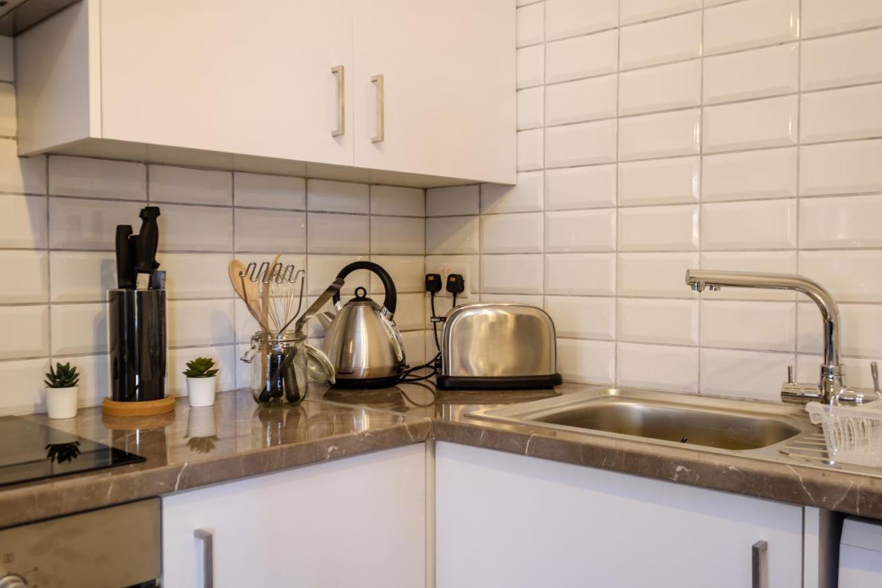 The Joy - Centre One Bedroom Flat ラルナカ エクステリア 写真